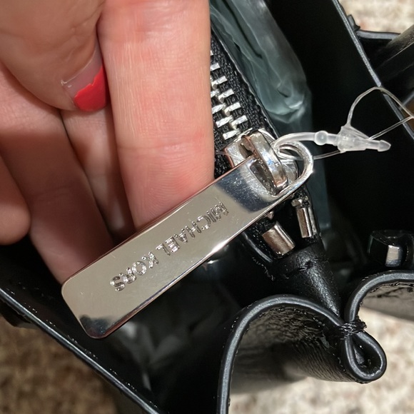 Michael Kors Mercer Leather Satchel Crossbody Bag 35T1SM9M2B - Picture 8 of 8